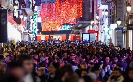 Guía práctica de Navidad en el centro de Madrid: dispositivo policial, calles cortadas y nivel negro