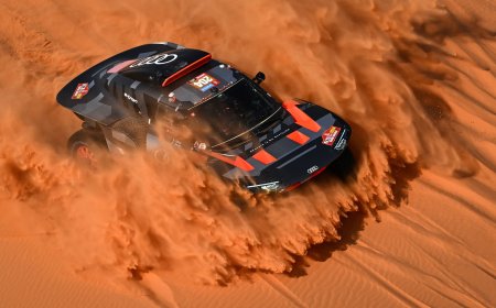 El Rally Dakar se entrega a las dunas y desdobla sus rutas en Arabia Saudí