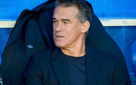 El Alavés destituye a García Plaza tras una mala racha de resultados y ficha a Coudet