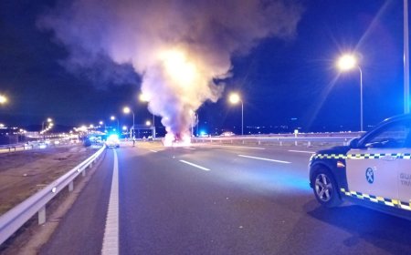Un coche que circulaba en sentido contrario choca contra un VTC en la M-45