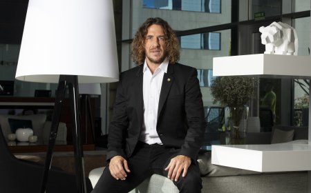 Carles Puyol: “Me hubiese gustado que Xavi continuara”