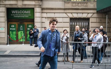 Carlsen se retira del Mundial de Rápidas de ajedrez y reniega de la FIDE tras incumplir el código de vestimenta