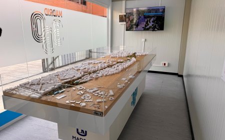 La R-5 será gratis para autobuses, habrá un carril bus en la A-5 y se ofrecerán 40.000 plazas más en Cercanías