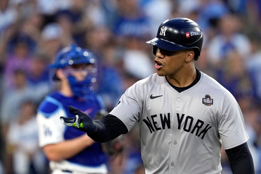El jugador de béisbol dominicano Juan Soto firma un contrato récord de 765 millones de dólares con los New York Mets