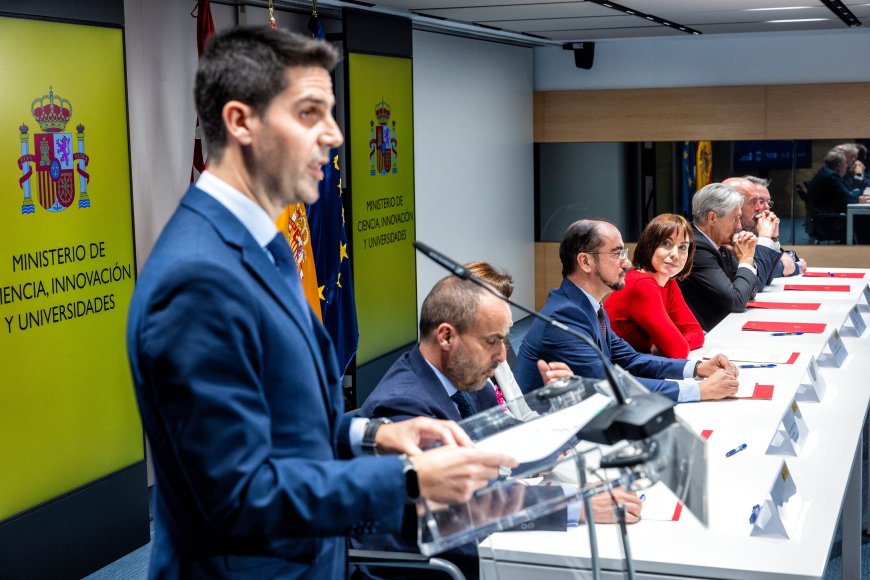 El Gobierno de Ayuso, de rectificación en rectificación en Educación: “Los cambios de dirección son continuos”