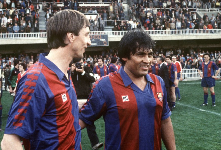 ‘¡Mamita, campeonamos!’: Muere Hugo ‘Cholo’ Sotil a los 75 años, el mejor socio de Cruyff en el Barcelona