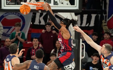 El Baskonia se aferra a la Copa con una victoria por 48 puntos ante el Leyma Coruña (114-66)