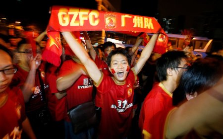 Crisis en el fútbol chino: el Guangzhou, uno de los grandes clubes, es excluido de la liga por sus deudas