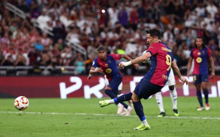 Real Madrid - Barcelona en directo | Balde encarrila el encuentro antes del descanso