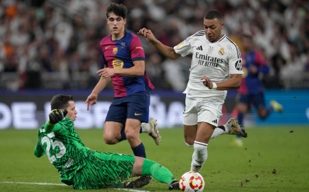 Szczęsny y su encuentro con Mbappé entierran el debate sobre la portería en el Barça