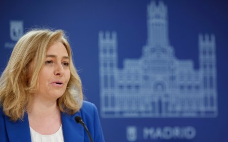 El Ayuntamiento de Madrid confirma que el procedimiento del piso de Ayuso sigue abierto, en contra de lo que dijo Almeida