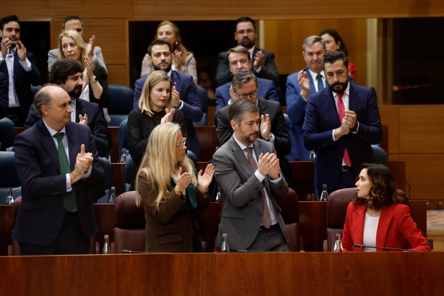 Regalo de navidad para los diputados de la Asamblea de Madrid: 6% de subida de sueldo