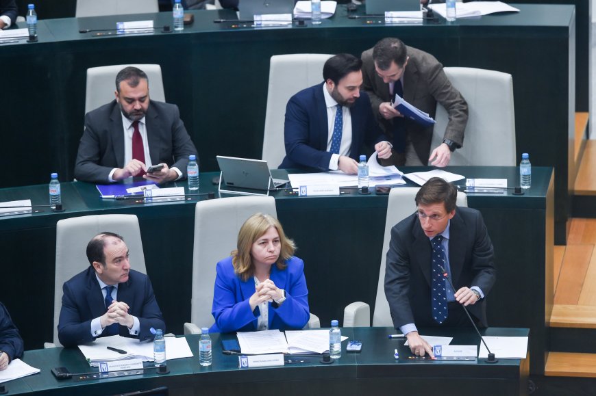 Madrid insta al Gobierno a aprobar las bonificaciones al transporte, pero llega tarde: “Deseo concedido, acaba de suceder”