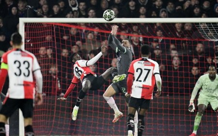 La vuelta de los playoffs de la Champions, en directo | Santi Giménez marca el primero para el Milan