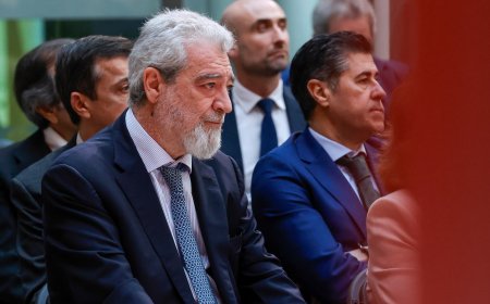 ¿Consultó Miguel Ángel Rodríguez los registros de familiares de residencias? Si lo hizo, es ilegal