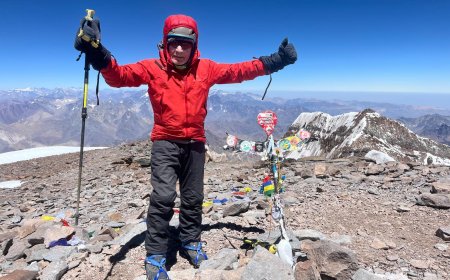 El imparable Carlos Soria: sube a los 86 años el Aconcagua y se prepara para el Manaslu