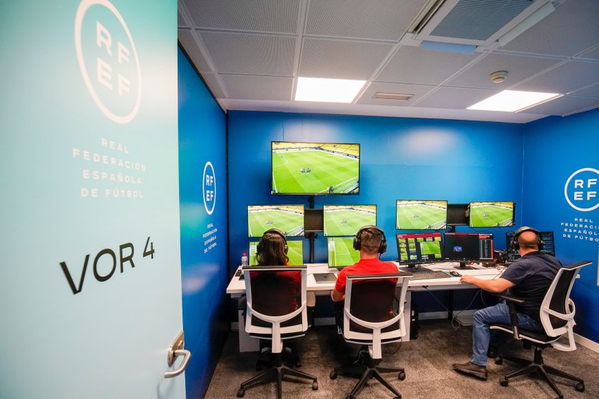 VAR o capitalismo tecnocrático de vigilancia
