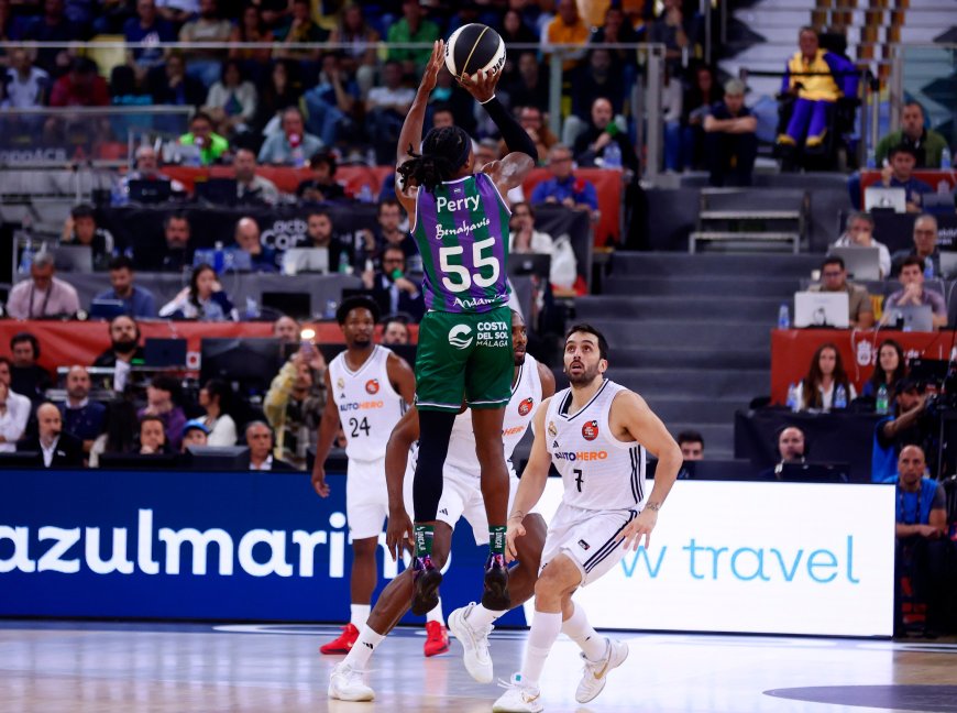 El cocinero Kendrick Perry, la mejor bandera de los campeones