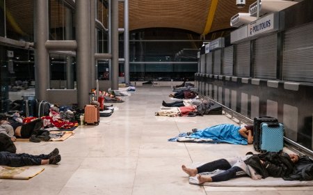 Sin solución a la vista para las personas sin techo que duermen en el aeropuerto de Barajas