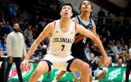 El fenómeno español Álvaro Folgueiras despunta en la NCAA