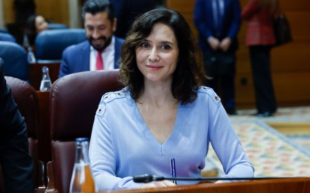 La Comunidad de Madrid escribe una carta a RTVE el día del estreno del documental sobre las residencias para que incluya un vídeo de Ayuso
