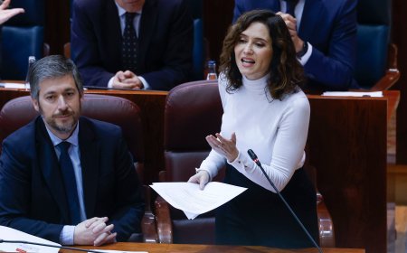 ‘La Quironesa’, el novio forrado y el dolor de las víctimas: la emisión de un documental tensa el pleno de Madrid