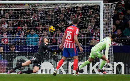 El Barça remata al Atlético con crueldad