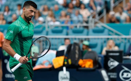 En un cuadro dinamitado, resiste Djokovic y celebra el ‘abuelo’: “¡Mon-fils!”
