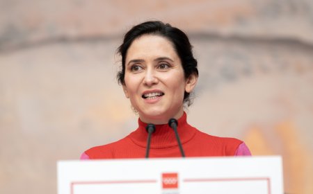 Madrid llevará al Constitucional el reparto de los menores migrantes no acompañados pactado por el Gobierno con Junts