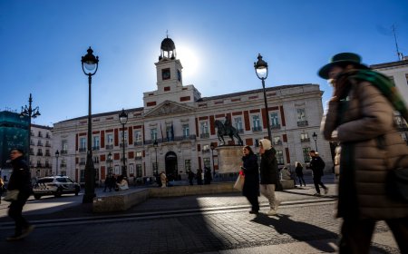Historia y memoria: desmontando la manipulación de Ayuso sobre la Puerta del Sol