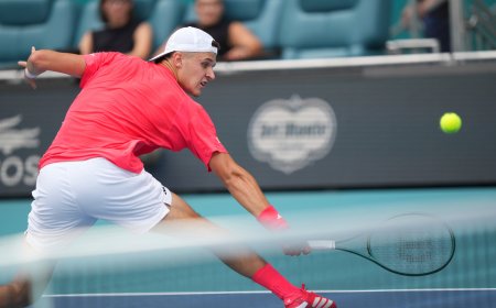No se olviden de él, dice Djokovic: se llama Jakub Mensik