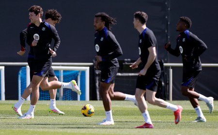 Barcelona - Girona en directo | Flick hace rotaciones y deja a Raphinha en el banquillo