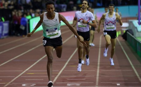 El medallista olímpico Yared Nuguse presenta a su novio y se convierte en uno de los pocos atletas de élite en visibilizar su homosexualidad