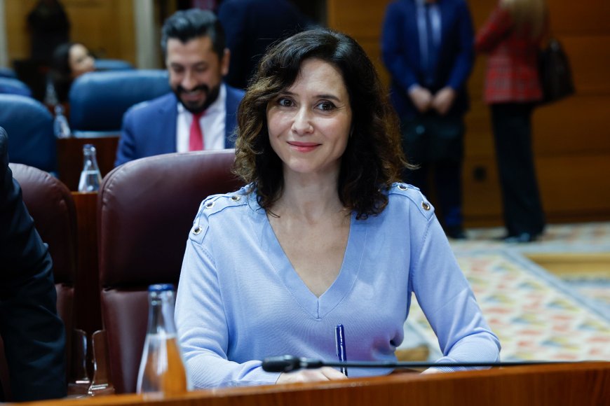 El PP de Ayuso usa el 8-M para reivindicar la maternidad y cargar contra la izquierda por los casos Errejón y Ábalos