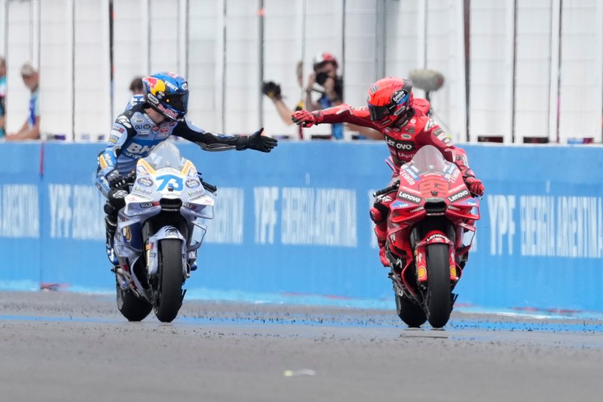 Marc Márquez vence el GP de Argentina e iguala a Ángel Nieto