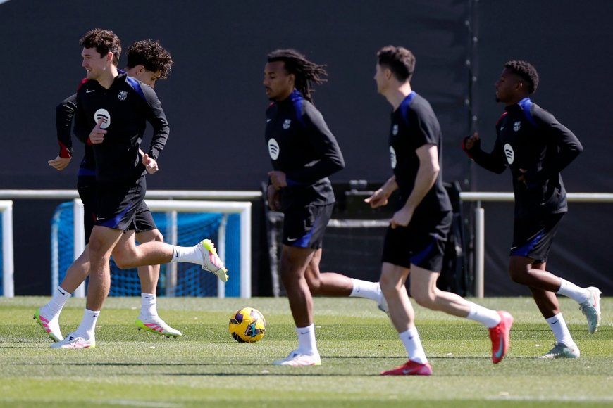 Barcelona - Girona en directo | Flick hace rotaciones y deja a Raphinha en el banquillo