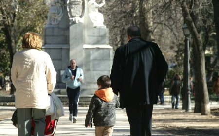 Más de la mitad de los madrileños mayores de 55 años ayuda económicamente a sus hijos o familiares
