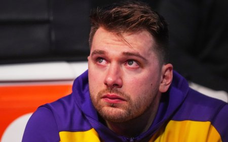 Luka Dončić anota 45 puntos en una emotiva victoria de los Lakers en Dallas