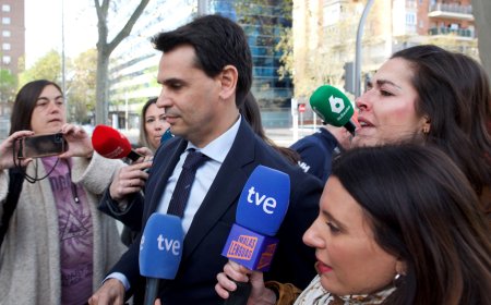 La pareja de Ayuso defiende el pago que la juez investiga como posible soborno a un ejecutivo de Quirón