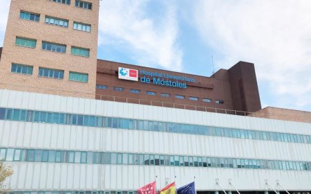 El hospital de Móstoles lleva más de un mes con los quirófanos cerrados por las tardes, mientras la lista de espera “sube como la espuma”