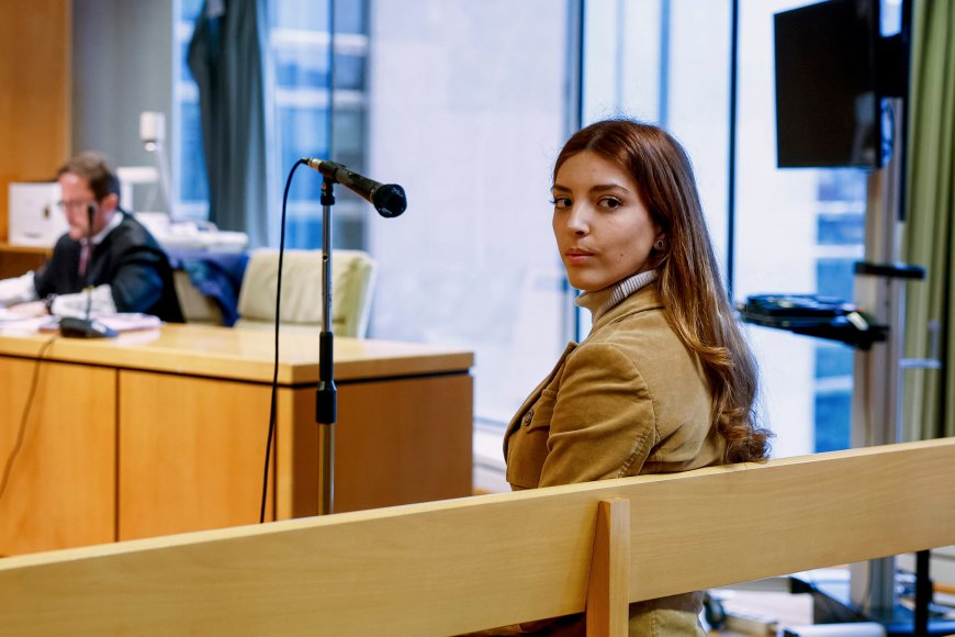 Isabel Peralta, la musa de la ultraderecha española, vista para sentencia por delito de odio