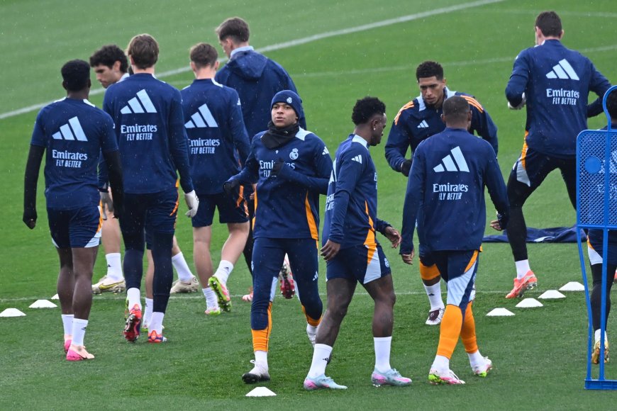 Alavés - Real Madrid en directo | Vinicius y Bellingham descansan y Arda Güler completa el ataque blanco