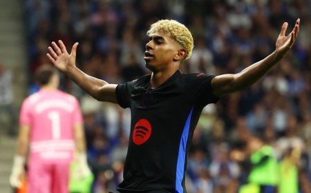 Espanyol - Barcelona en directo | Lamine Yamal adelanta al Barcelona con un golazo desde fuera del área
