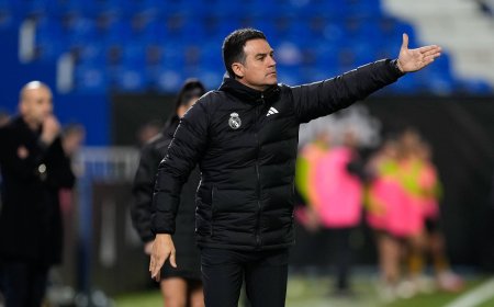 El Real Madrid destituye a Alberto Toril como entrenador del equipo femenino