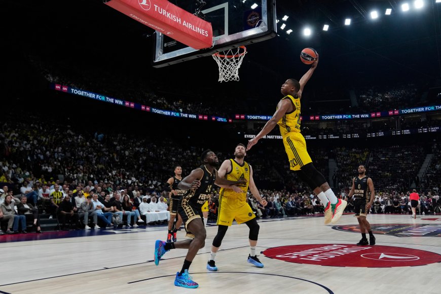 Jasikevicius corona al Fenerbahçe como campeón de la Euroliga