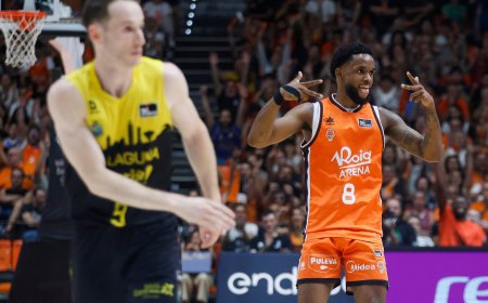 El Valencia Basket juega a otra velocidad y barre por segunda vez al Tenerife en las semifinales del ‘playoff’