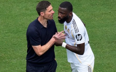 Xabi Alonso valora la “inteligencia” del Madrid y le lanza otro aviso a Raúl Asencio
