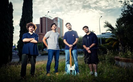 De la consulta y el quirófano a los conciertos: la banda de médicos que quiere conquistar Madrid