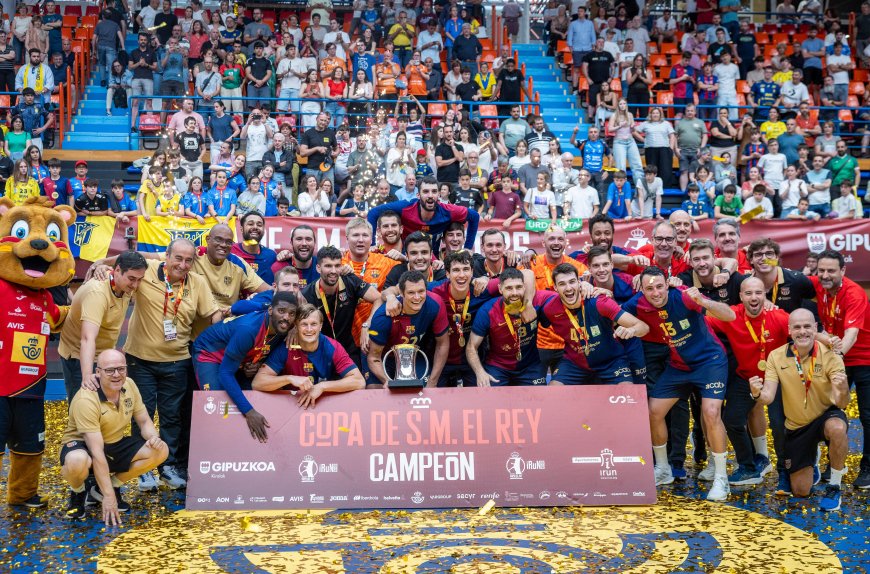 El Barcelona de balonmano supera al Ademar León (25-34) y conquista su duodécima Copa del Rey consecutiva