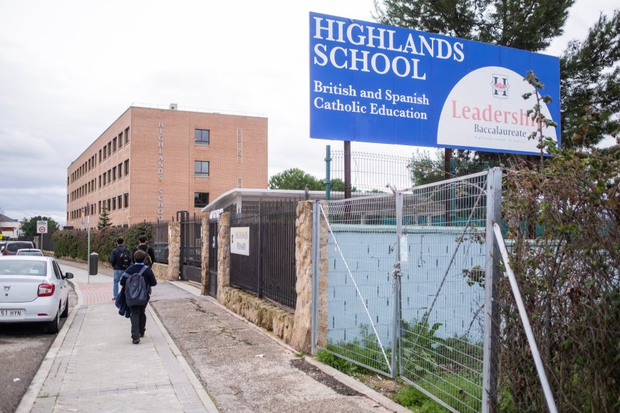 Aplazadas las declaraciones de las profesoras del Highlands investigadas por inacción ante los abusos a menores del padre Marcelino